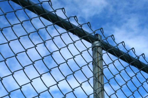 Commercial fencing services